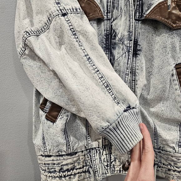 COOLEST VINTAGE COAT 😎 - Picture 8 of 11